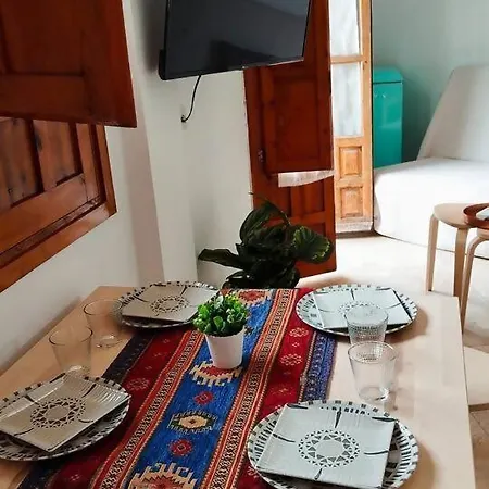 Apartment La Pequena Taifa Loft *